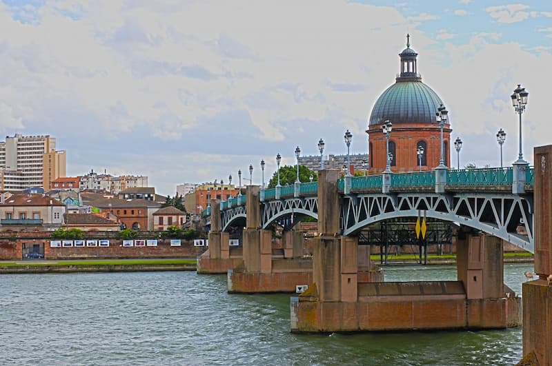 Changer d’air et se dépayser autrement : partir à Toulouse